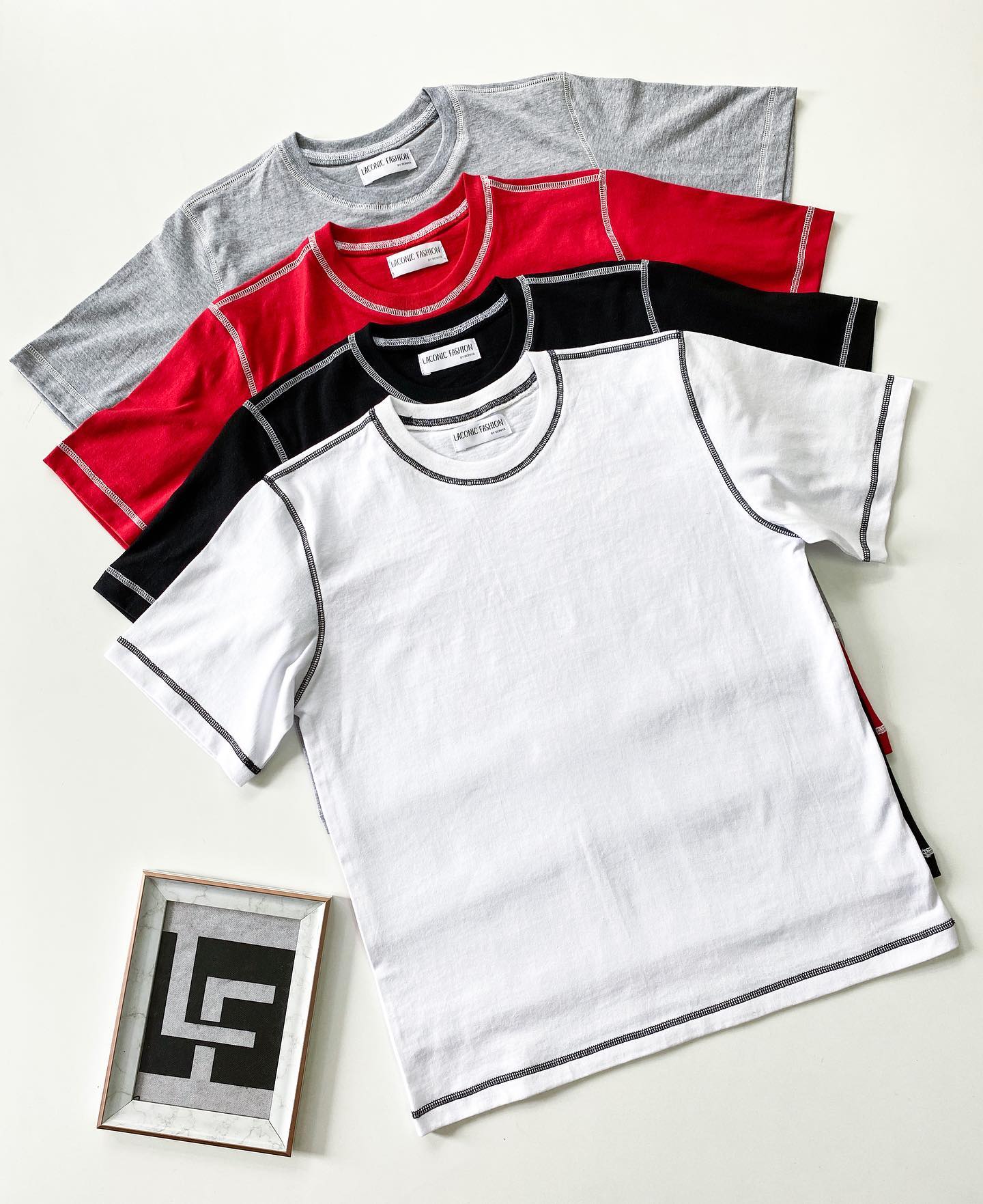 Contrast Stitch Loose Fit T-shirt