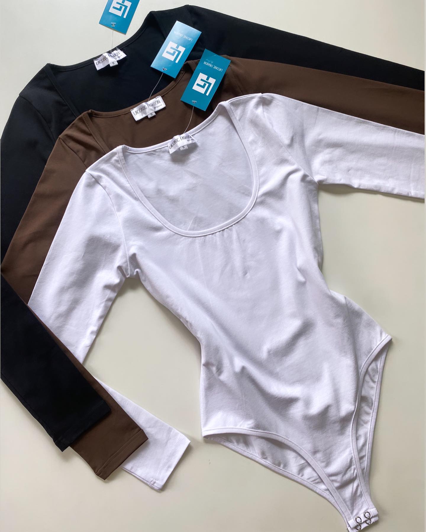 Deep Scoop -Neck Full Sleeve Bodysuit