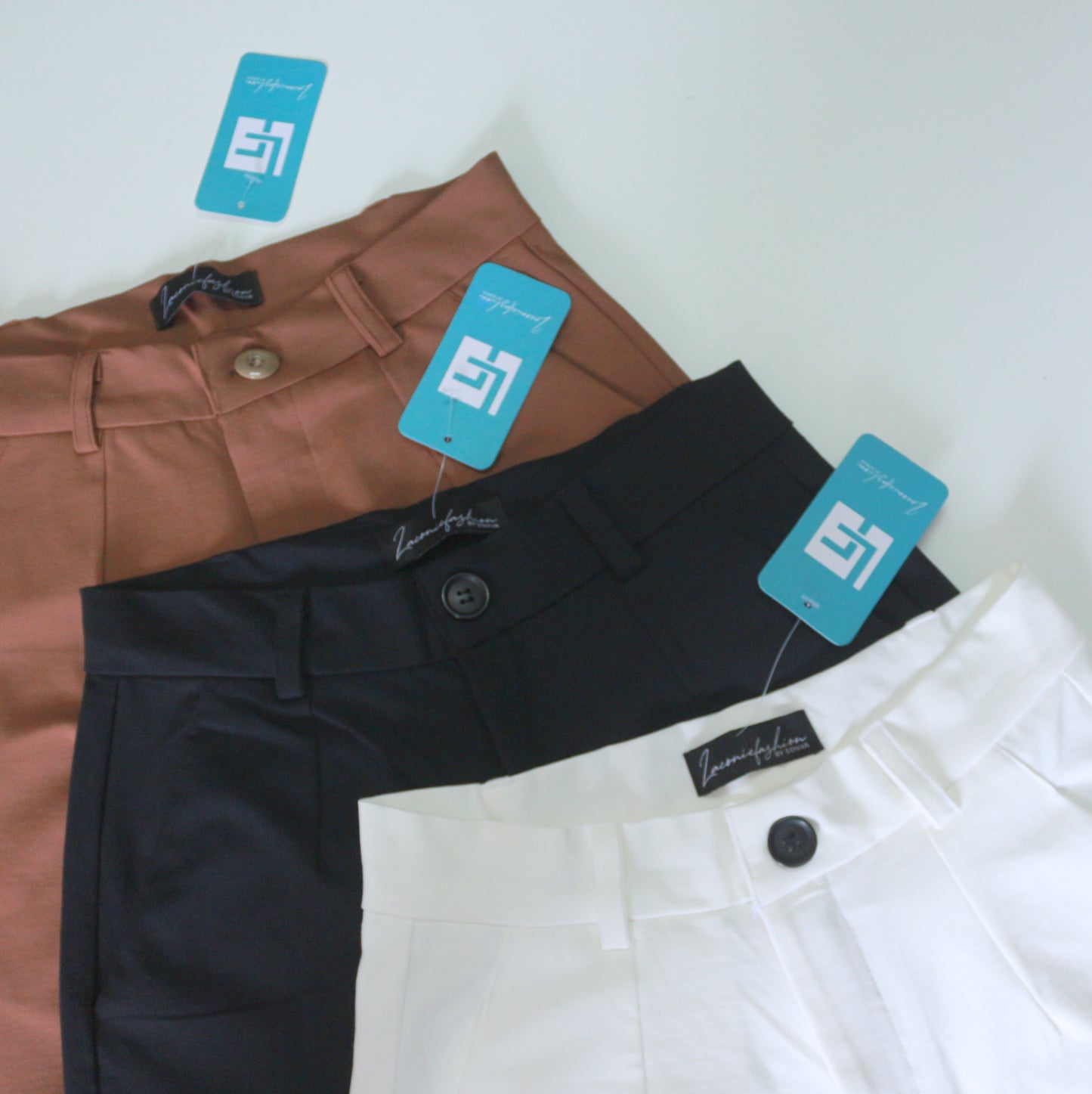 Tailored Straight Legged Pant