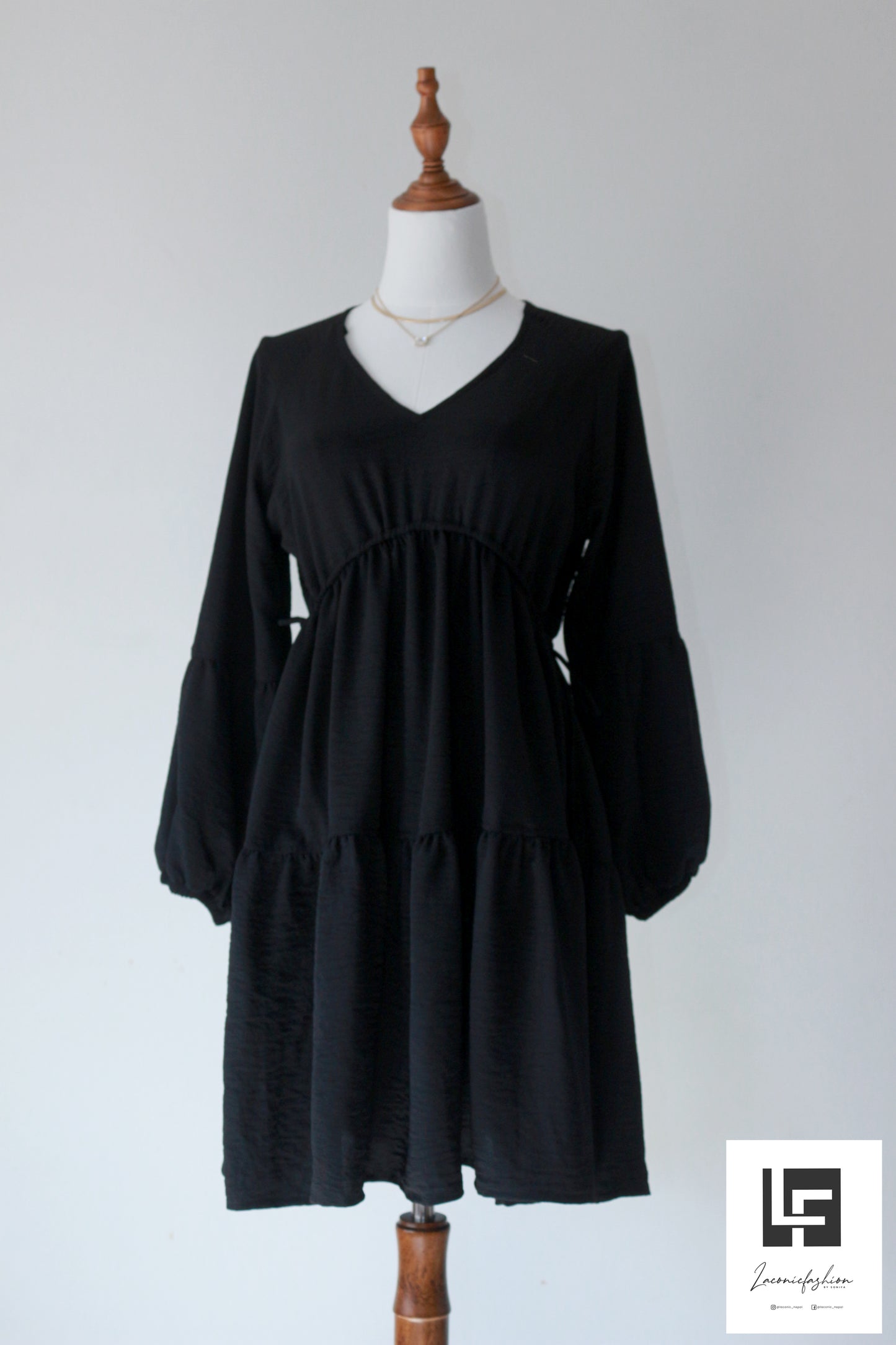Tiered Adjustable Ruched Detail Raglan Sleeve Dress