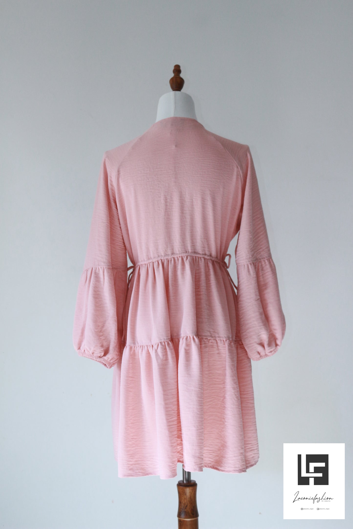 Tiered Adjustable Ruched Detail Raglan Sleeve Dress