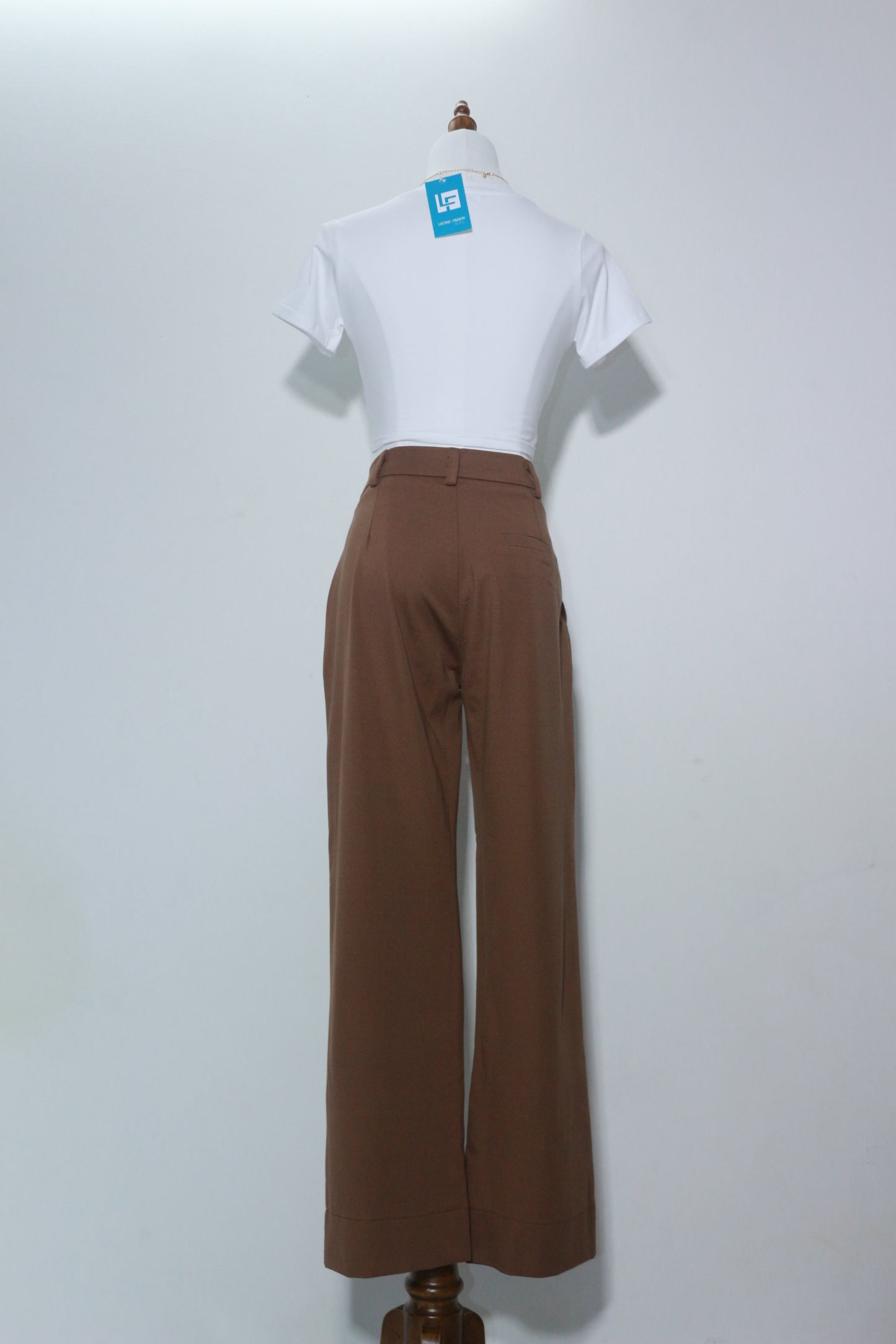 Tailored Straight Legged Pant
