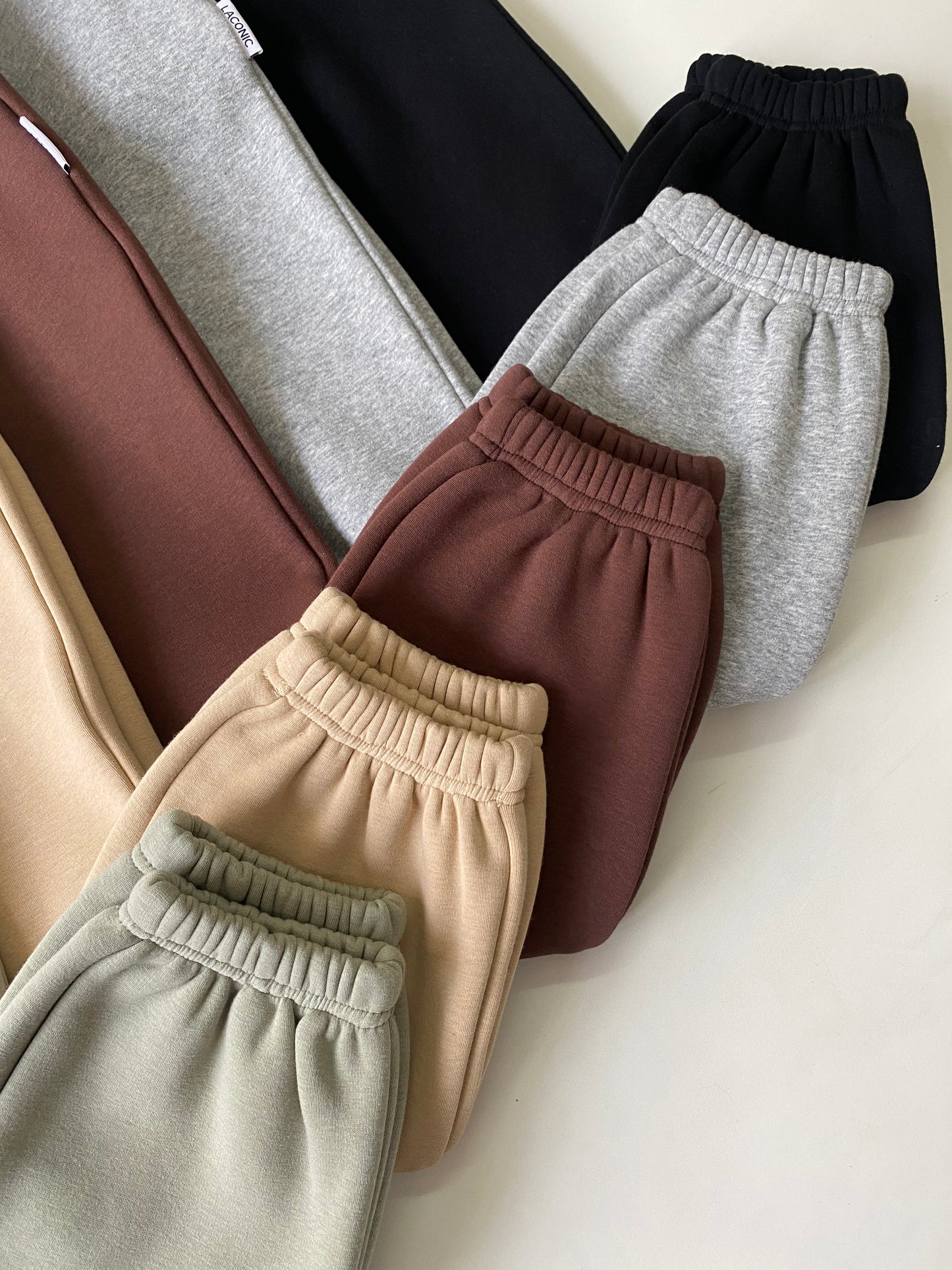 Fleece Joggers: High Waisted Basic Plain Loose Fit Cuffed Hem Oversized Fleece Joggers