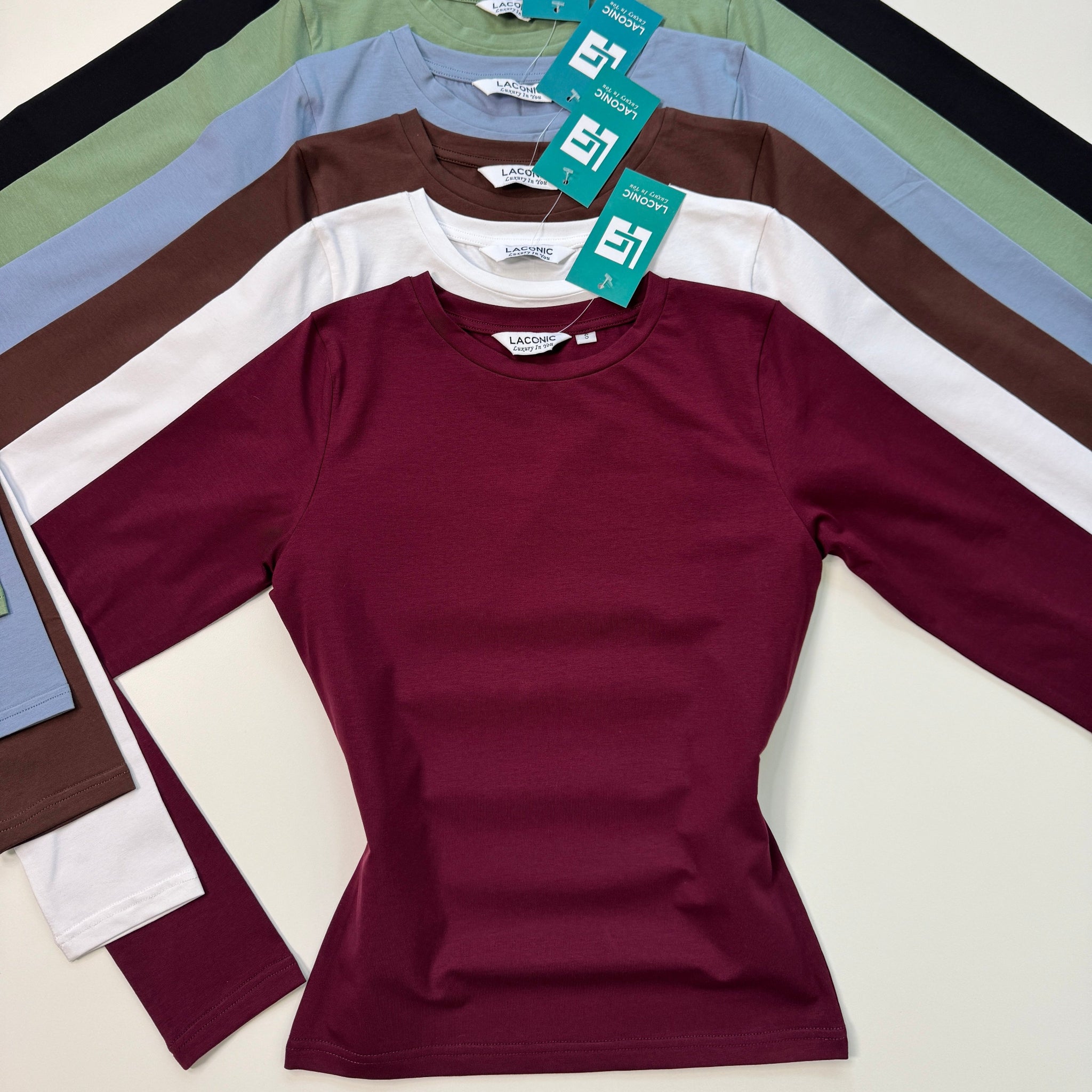 basic crewneck top, crewneck fitted top, cotton full sleeve top, laconic full sleeve top

