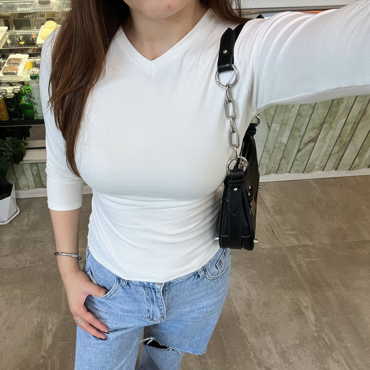 Contour V - Neck Quarter Sleeve Fitted Top