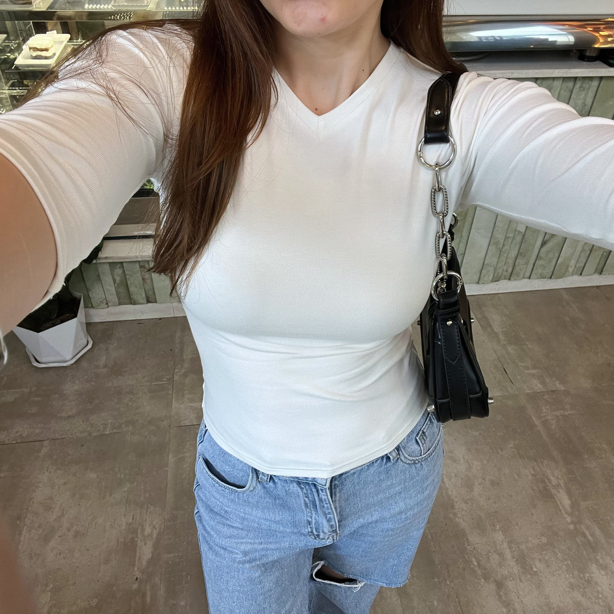 Contour V - Neck Quarter Sleeve Fitted Top