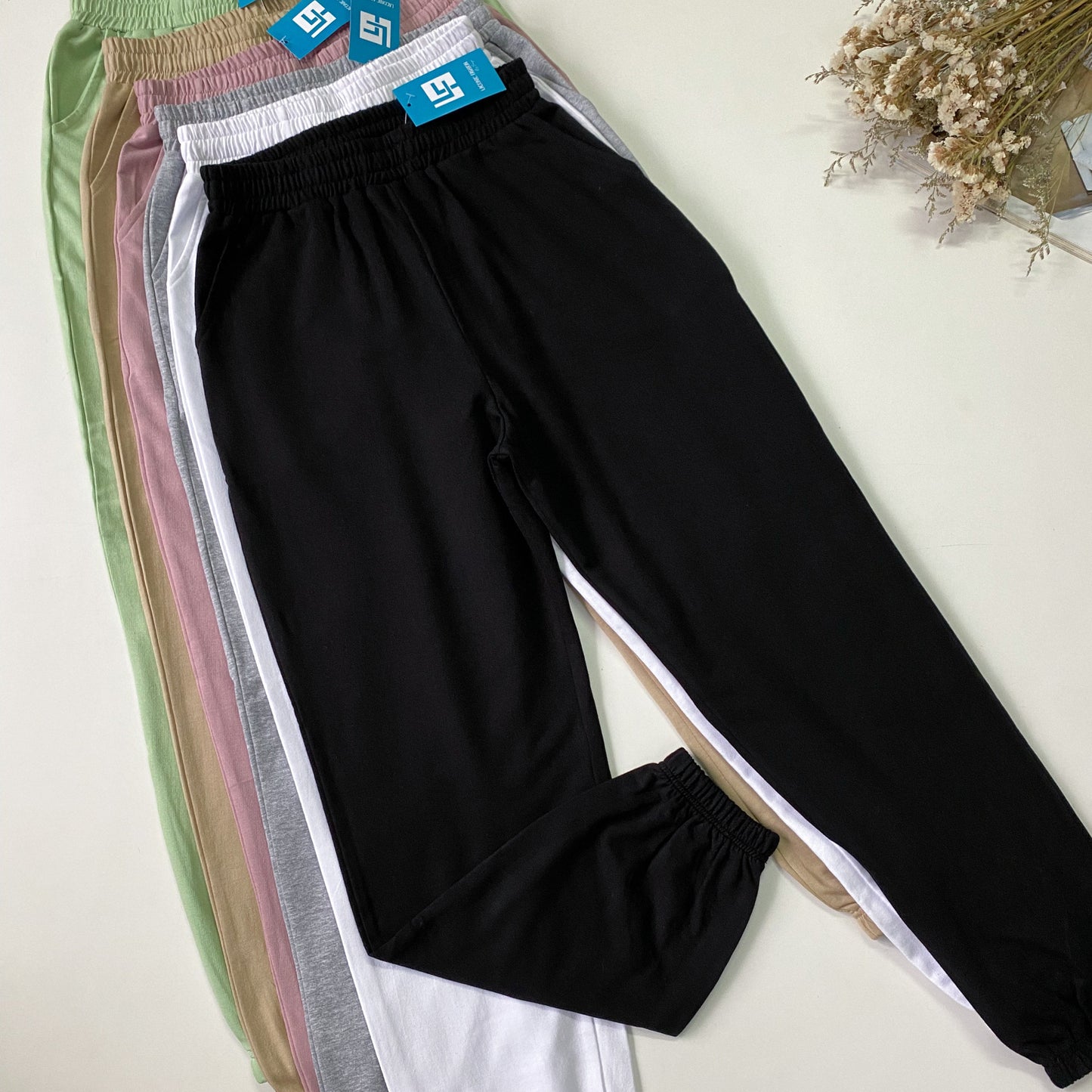 basic plain loose fit cuffed hem joggers 